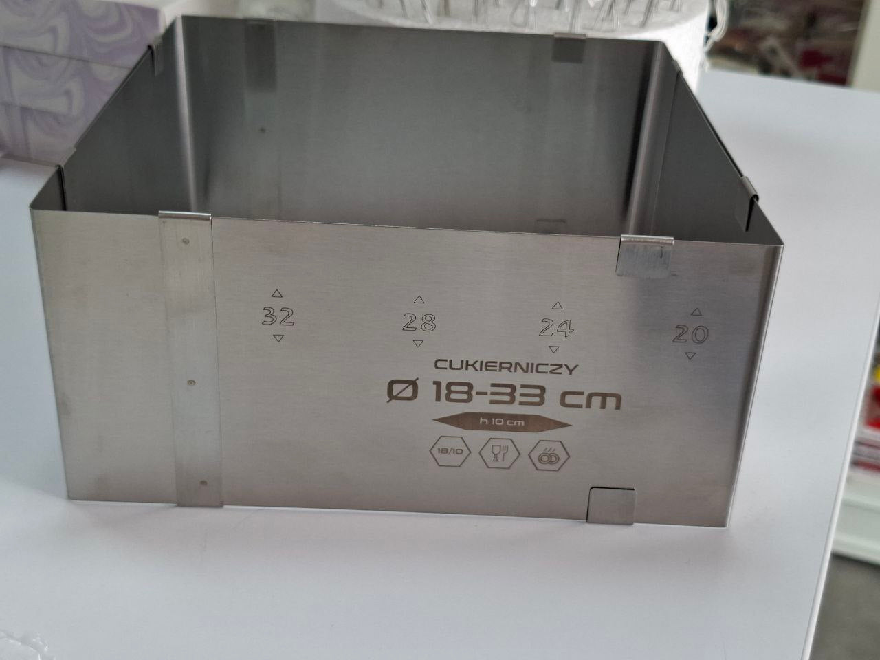 Forma regulowana D 18-33 cm H10 cm, stal 18/10